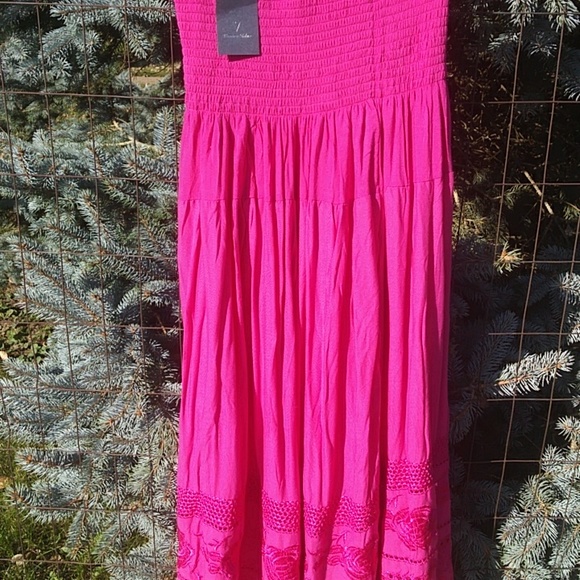 Embroidered Elastic Stretch Waist Skirt / Dress, One Size Fits Most - Picture 3 of 12